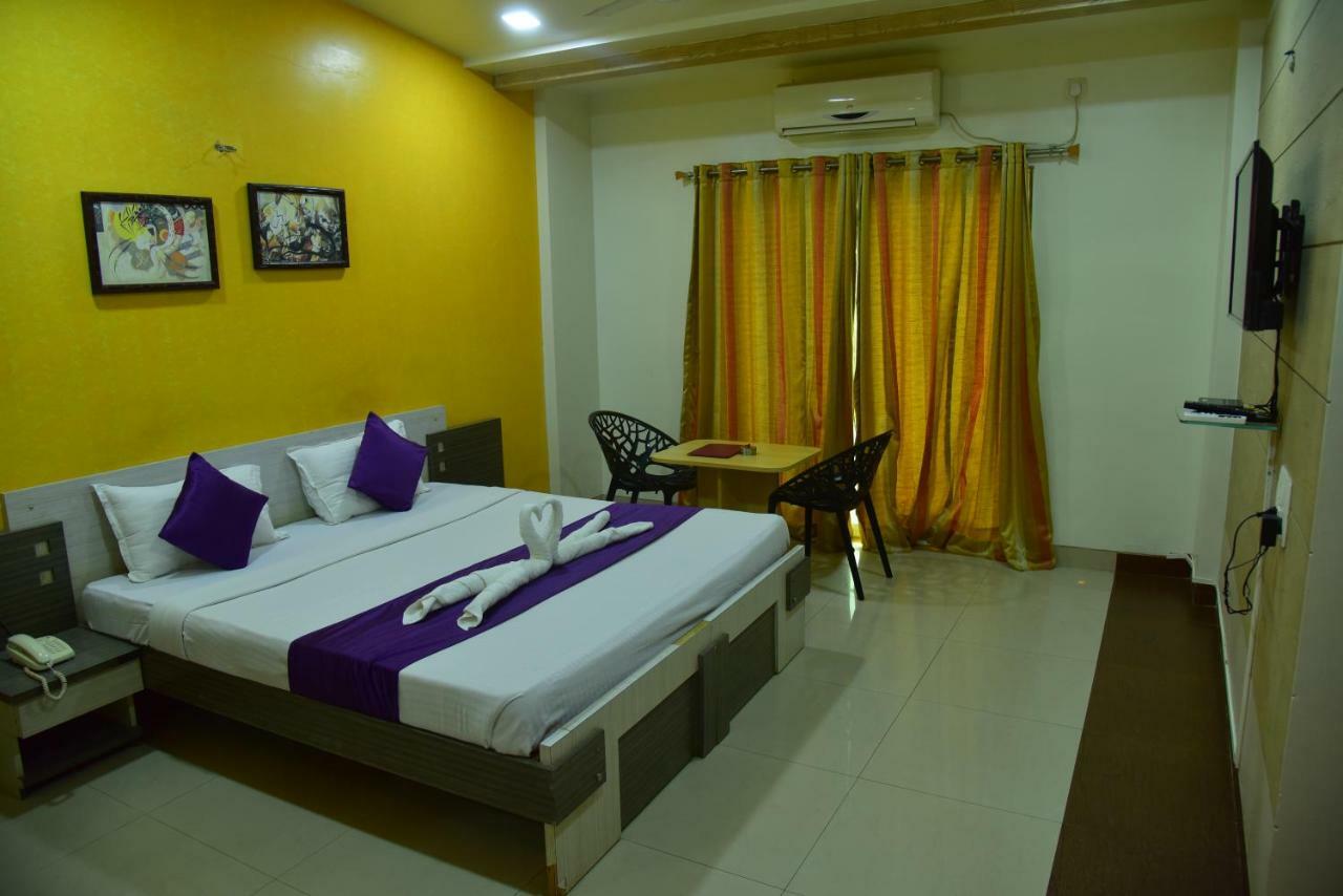 Palette - Spring Hills Resort Pirangut Εξωτερικό φωτογραφία