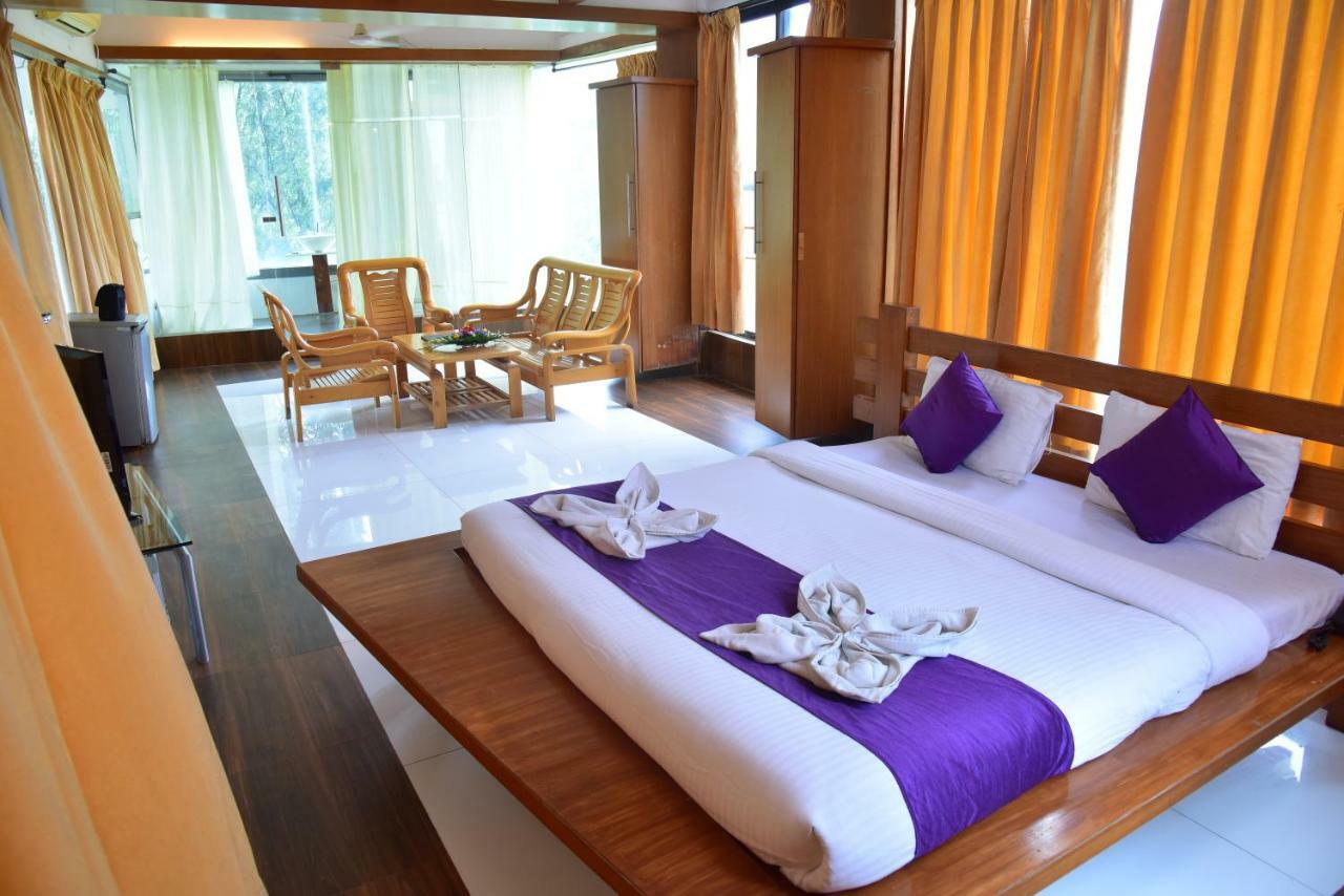 Palette - Spring Hills Resort Pirangut Εξωτερικό φωτογραφία